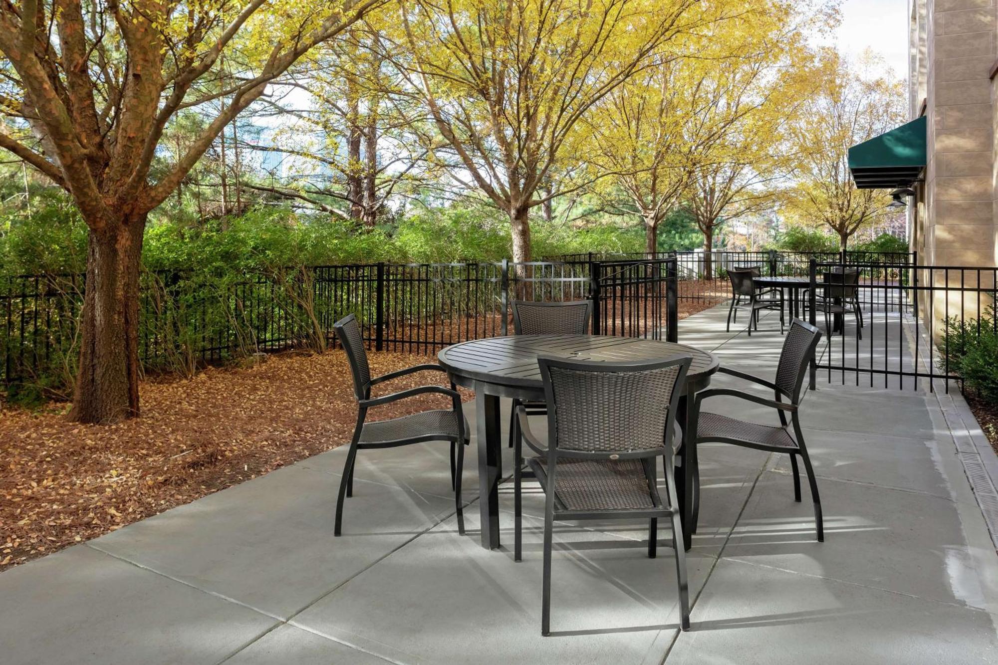 Hilton Garden Inn Atlanta Perimeter Center Dunwoody Luaran gambar